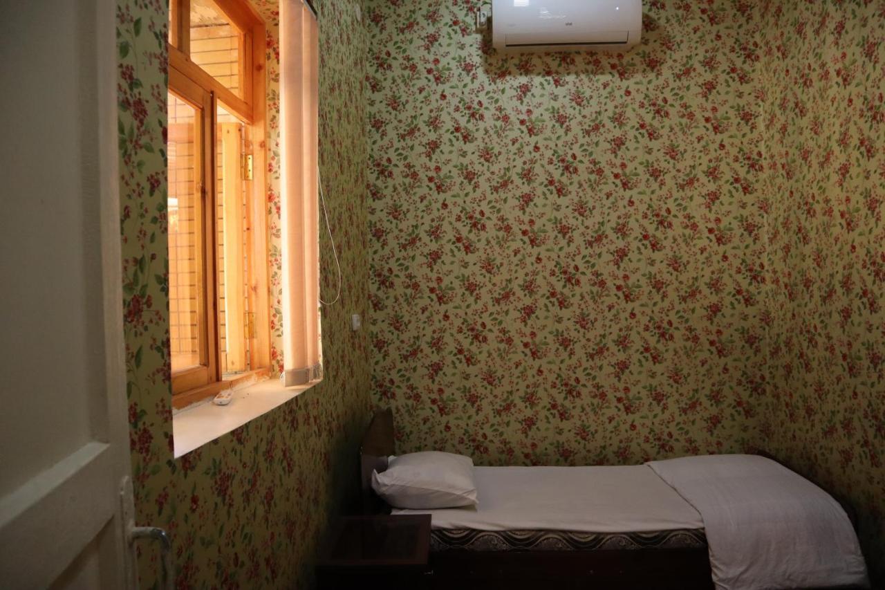 Nasrulla Samarqand Hotel Σαμαρκάνδη Εξωτερικό φωτογραφία